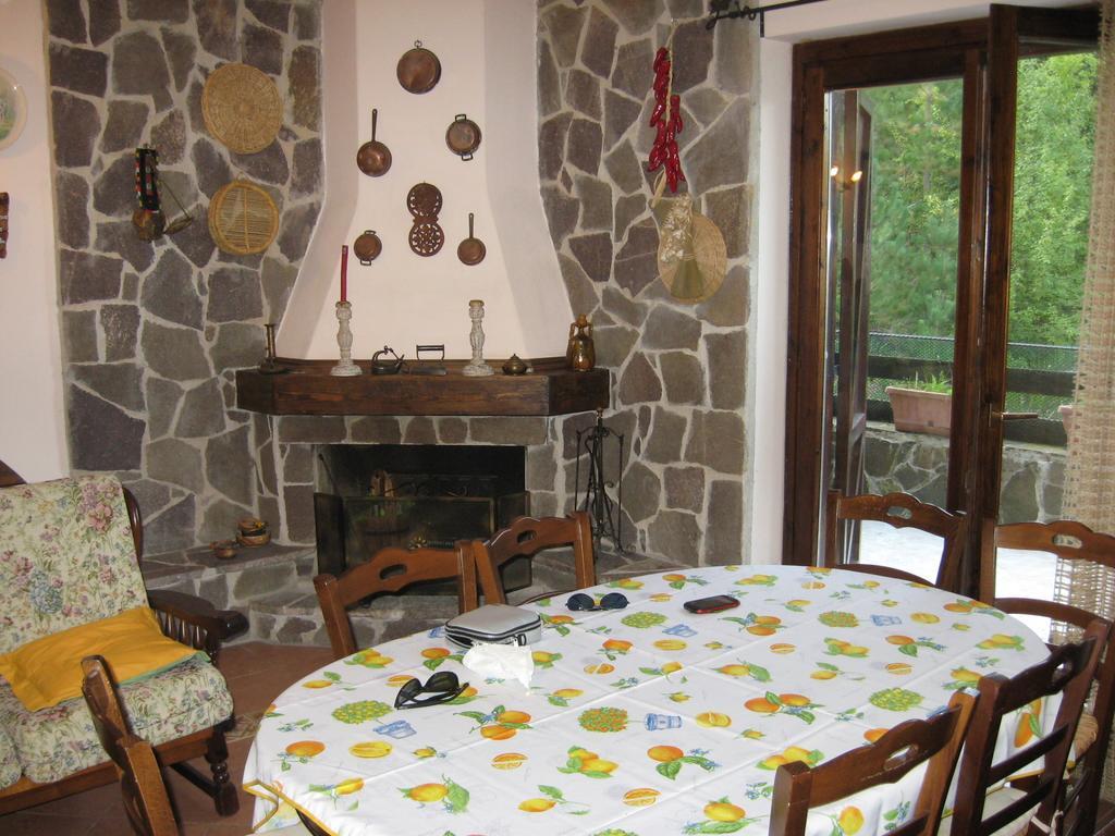 Le Tre Rose Montagna Apartment Camigliatello Silano Room photo