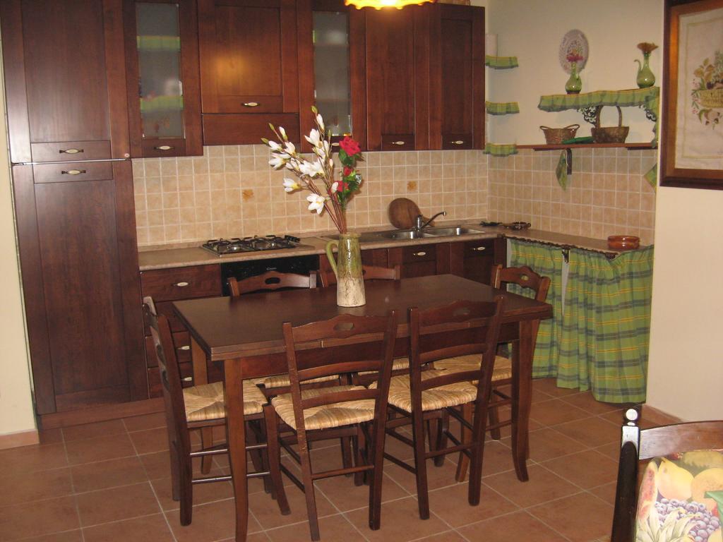 Le Tre Rose Montagna Apartment Camigliatello Silano Exterior photo