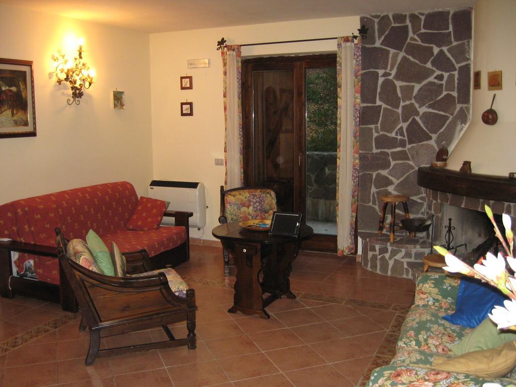Le Tre Rose Montagna Apartment Camigliatello Silano Exterior photo